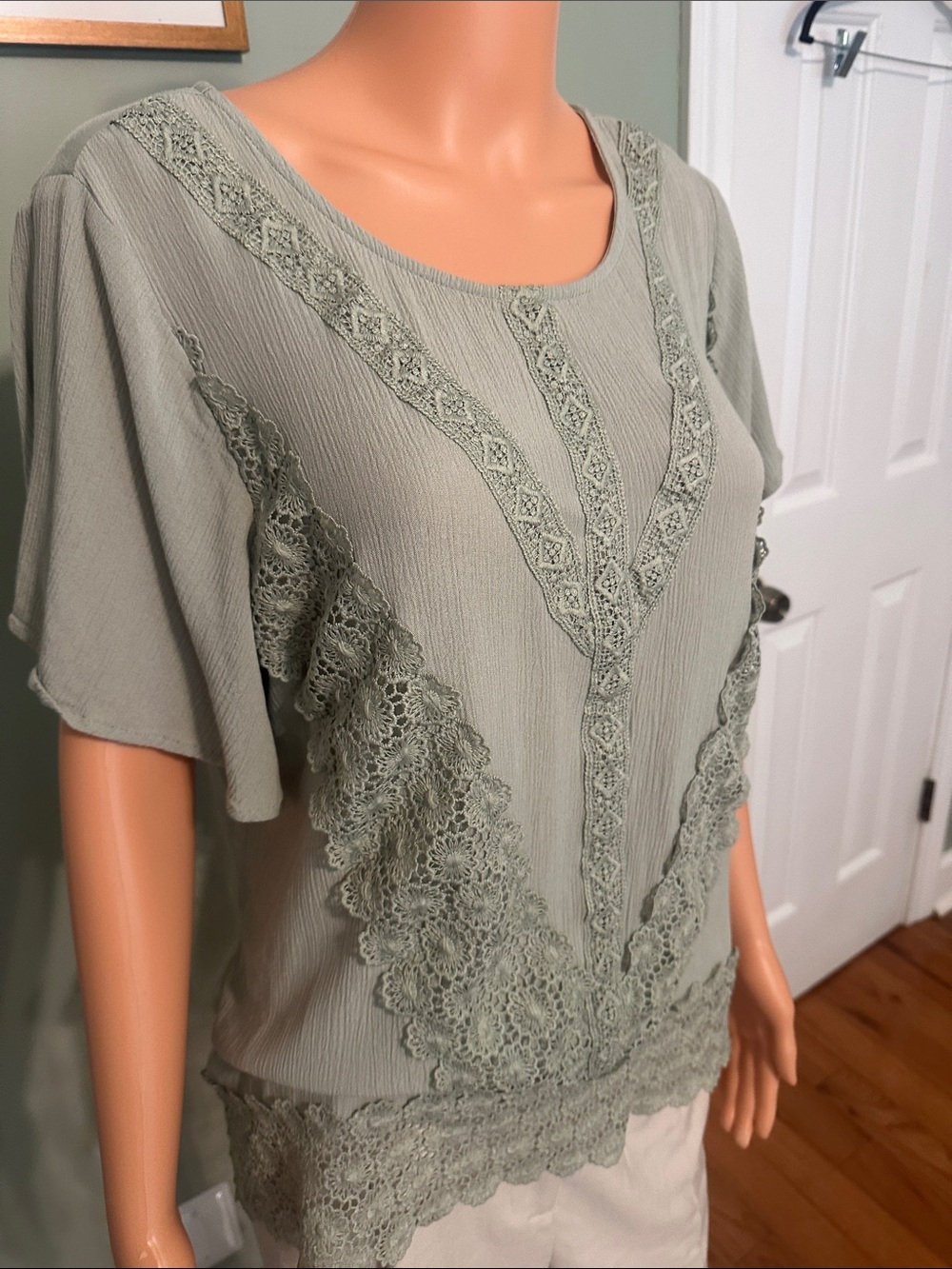 Lace-Trim Short Sleeve Blouse in Sage Green - Picture 6 of 7
